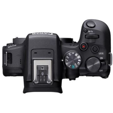 EOS R10 + RF-S 18-45 mm f/4.5-6.3 ıs STM Lens Kit