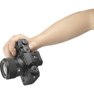 56mm F/1.4 DC DN Contemporary Lens (Fujifilm X Mount)