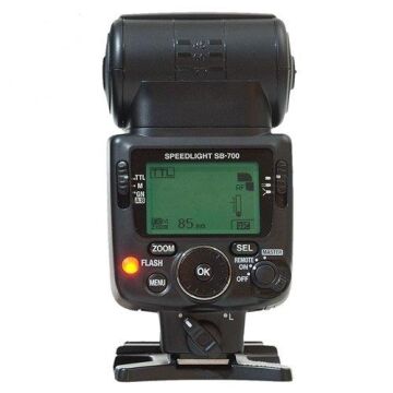 SB-700 Speedlight Tepe Flaşı