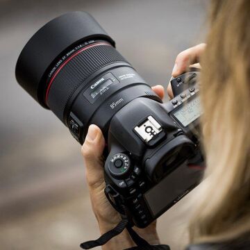 EF 85mm F1.4 L IS USM Prime Lens