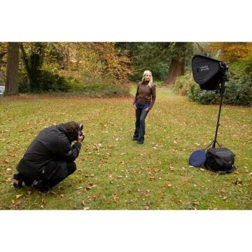 Ezybox 40x40cm Softbox + Bracket Kit (2438)