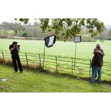Ezybox 40x40cm Softbox + Bracket Kit (2438)