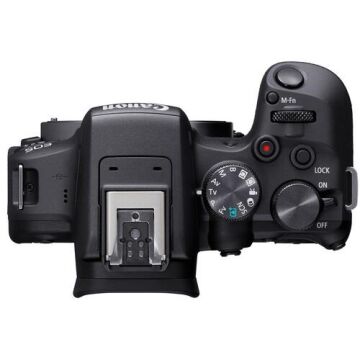 EOS R10 + EF-M 18-150 mm f/3.5-6.3 ıs STM Lens Kit