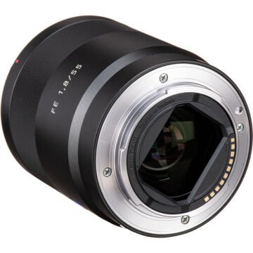 Sonnar T* FE 55mm F/1.8 ZA Lens (Sony E-Mount)