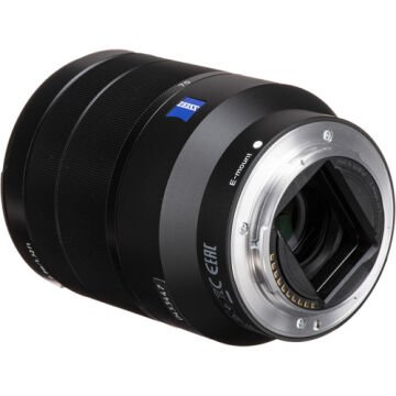 Vario-Tessar T* FE 24-70mm F/4 ZA OSS Lens (Sony E-Mount)