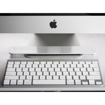 Tether Table Aero MacBook Pro 45x30cm(17’’) Traveler Taşınabilir Bilgisayar Masası