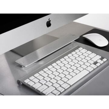 Tether Table Aero MacBook Pro 45x30cm(17’’) Traveler Taşınabilir Bilgisayar Masası