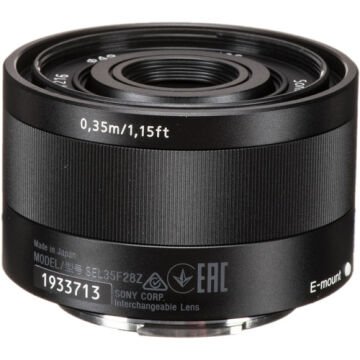 Sonnar T* FE 35mm F/2.8 ZA Lens (Sony E-Mount)