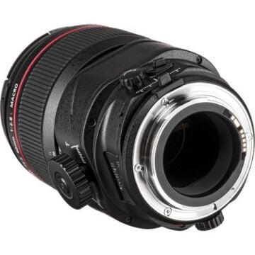 TS-E 90mm f/2.8L Macro Tilt-Shift Lens