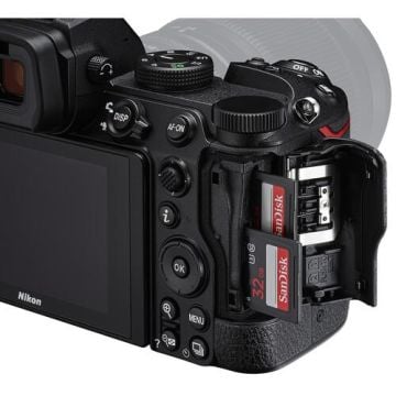 Z5 + Nikkor Z 24-50mm Kit