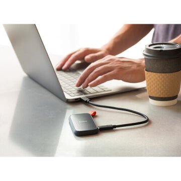 2TB SDSSDE30-2T00-G26 800 mb/s Taşınabilir SSD Harddisk